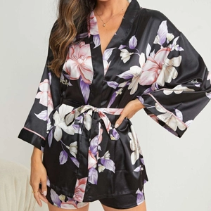 Pyjama Sexy en Satin à Imprimé Floral pour Femmes Robe Kimono Et Short Vêtements de Détente Soyeux Col en V