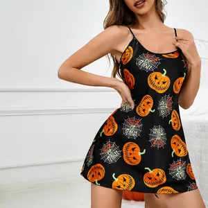 Nuisette en Satin Imprimé Citrouille et Toile d'Araignée Halloween Femme Sexy Sans Manches Vêtements de Nuit