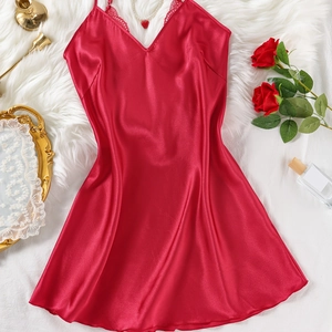 Nuisette Sexy en Satin Avec Dentelle Col en V Fines Bretelles Réglables Sans Manches Lingerie Vêtement de Nuit Babydoll