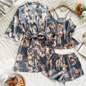 Damen Schlafanzug-Set Mit Blumendruck Polyester Satin Robe Mit Spitze Unterhemd Und Shorts Sexy Nachtwäsche