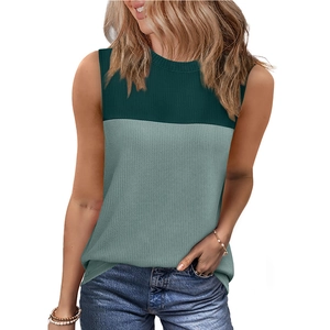 Débardeur tricoté sans manches à col rond pour femme avec blocs de couleurs vert foncé et sauge