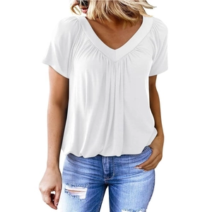 Lockeres weißes Baumwoll-T-Shirt für Damen mit V-Ausschnitt, Falten und Flügelärmeln