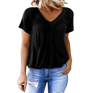 Damen Sommer Baumwoll-T-Shirt mit V-Ausschnitt und modischen Falten-Details in Schwarz