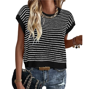 Short-sleeved round neck knit top with classic black and white stripes and ribbed edges