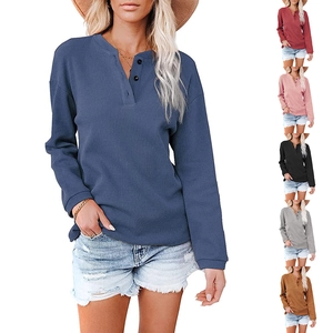 Damen Henley-Shirt mit V-Ausschnitt und Waffelstrick in sechs verschiedenen Farben