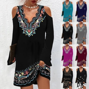 Damen Ethno Blumendruck Schulterfrei Kleid Bogenkante V Ausschnitt Glockenärmel Locker Böhmisch Midi Kleid Lässig Urlaub Outfit
