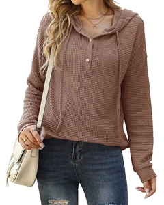 Sweat à capuche décontracté en maille gaufrée marron moka avec col en V boutonné