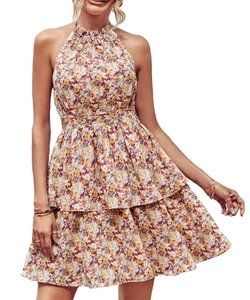 Robe d'été fleurie pour femmes avec encolure licou et jupe à plusieurs niveaux chic