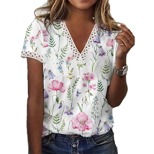 Women's V-neck summer T-shirt with floral print and white lace trim detail