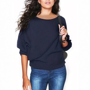 Pull en maille ample à manches chauve-souris pour femme avec texture côtelée bleu marine