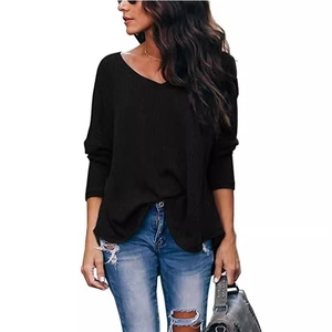 Women's V-neck long sleeve knit shirt with vertical ribbed texture in casual black style