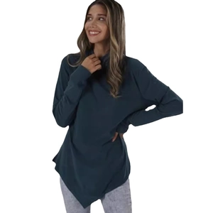 Haut d'automne à manches longues pour femmes avec col roulé et ourlet asymétrique sarcelle