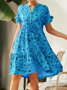 Robe fleurie bleu roi à col en V avec boutons et manches volantées pour femmes en été
