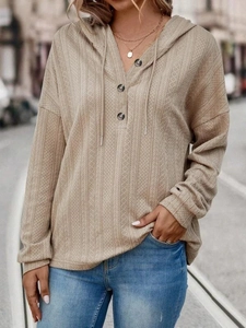 Sudadera de punto beige para mujer con cuello en V con botones y textura fina