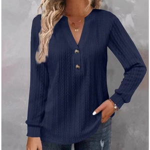 Donkerblauwe wafelgebreide damesshirt met lange mouwen, V-hals en knoopsluiting