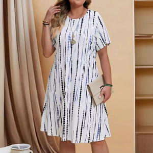Abito casual da donna a maniche corte bianco con strisce tie-dye verticali viola e nere