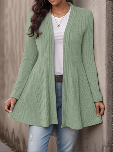 Cardigan in maglia a coste verde salvia con orlo a campana drappeggiato e lungo