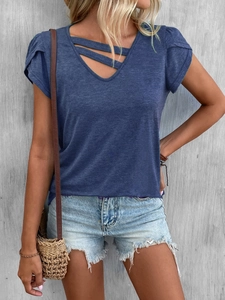 T-shirt femme bleu foncé à col en V avec détails croisés et manches pétales décontractées