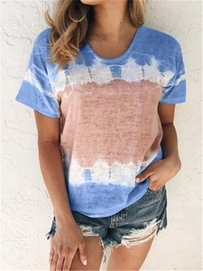 Women's crewneck short sleeve T-shirt with blue and pink gradient tie-dye pattern