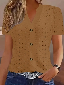 T-shirt marron à manches courtes pour femme avec col en V et broderie ajourée chic