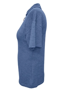 Detail view of the blue knitted polo shirt with a stylish metal ring zipper on the collar