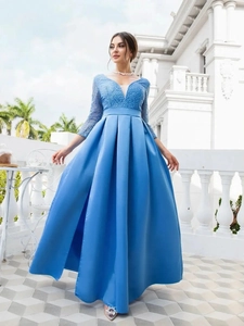 Elegante königsblaue Abendrobe mit Spitze, langen Ärmeln und plissiertem Satin-A-Linien-Rock