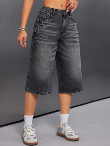 Women's high waist washed black denim wide-leg shorts with vintage whiskered texture
