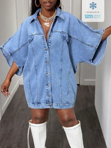 Light blue denim oversized sleeveless jacket with metal buttons and street style