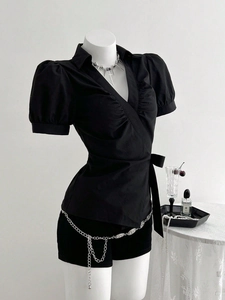 Damen Französisch Stil Wickel V-Ausschnitt Kurzarm Bluse Slim Fit Puffärmel Taillenbindung Elegant Büro Casual Einfarbig Hemd Top