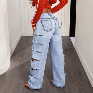 Jeans donna a vita alta con gamba larga e strappi alla moda in lavaggio blu chiaro