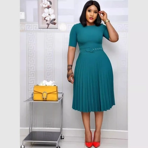Elegant teal pleated midi dress with round neck and knit belt for a slim fit look