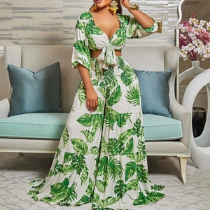 Haut Et Bas Imprimé Feuilles Tropicales Polyester Élasthanne Smoké Col En V Haut Court Pantalon Jambe Large Bohème Tenue Vacances Femme