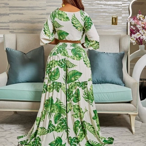 Ensemble 2 pièces pour femmes imprimé tropical avec haut court bouffant et pantalon