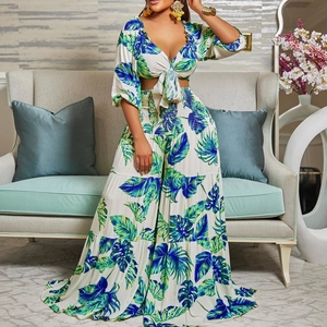 Ensemble 2 pièces femme imprimé tropical avec haut noué col V et pantalon large fluide