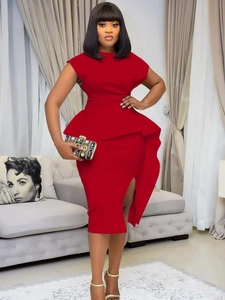 Elegant red V-neck peplum midi dress with short sleeves and a side slit for women
