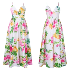Viste dettagliate fronte e retro di un abito lungo con stampa floreale tropicale e scollo a V