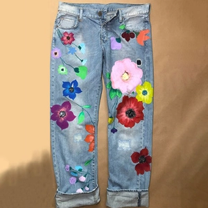 Women Casual Floral Print Straight Leg Jeans Washed Ripped Denim Pants Fashion Bohemian Distressed Cuffed Hem Trousers