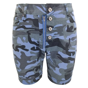 Women high waist camouflage denim shorts with four metal buttons and folded hem