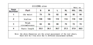 Detailed size chart for women's denim shorts including waist, hip, and length measurements