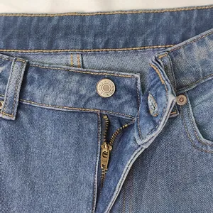 Women's mid-rise loose straight denim jeans with SBS metal zipper and jeans button