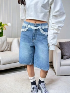 Women casual light blue denim bermuda shorts with white lace trim on waist and pockets