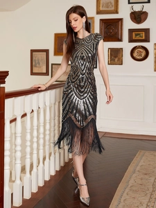 Women Vintage 1920s Sequin Tassel Dress Great Gatsby Style Sleeveless Slim Fit Art Deco Evening Banquet Party Fringe Dress