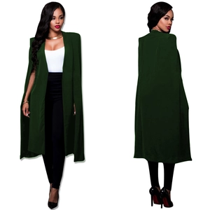 Vue avant et arrière du blazer long cape vert foncé en tissu de tailleur structuré