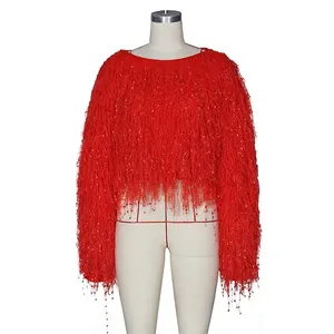 Pull en tricot à franges rouge vif pour femme avec un design court et texturé élégant