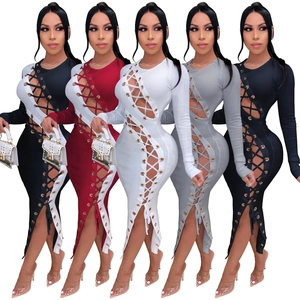 Damen Strickkleid schmale Passform mit Schnürung und Schlitz in fünf Farben erhältlich