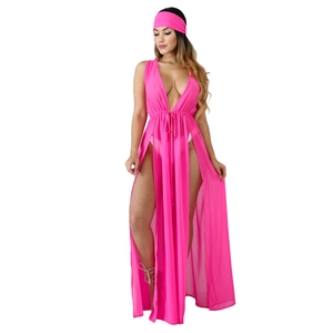 Détail de la tunique de plage en mousseline rose fuchsia avec fentes et bandeau assorti