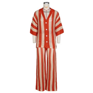 Ensemble sexy deux pièces en tricot pour femme avec col en V et rayures ajourées