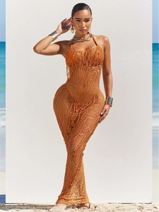 Abito lungo da spiaggia all'uncinetto arancione con scollo all'americana e schiena nuda