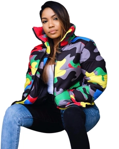 Detailed view of colorful camouflage puffer jacket with high collar and sturdy zipper