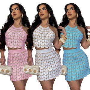 Conjunto de Parte Superior e Inferior de Lana para Mujer con Cuello Halter Espalda Descubierta de Punto Crochet Patrón de Ondas